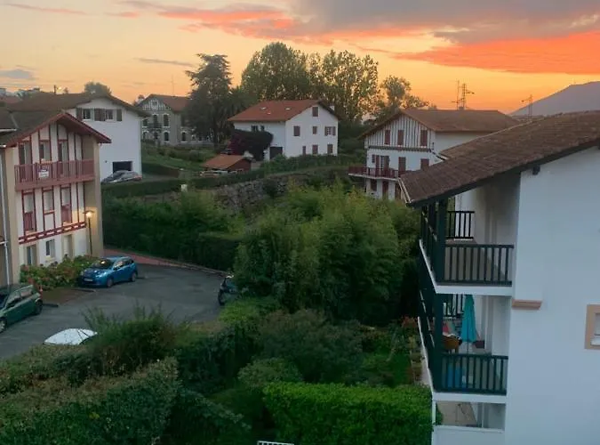 Les Hauts De Biantenia Avec Wifi * Hendaye